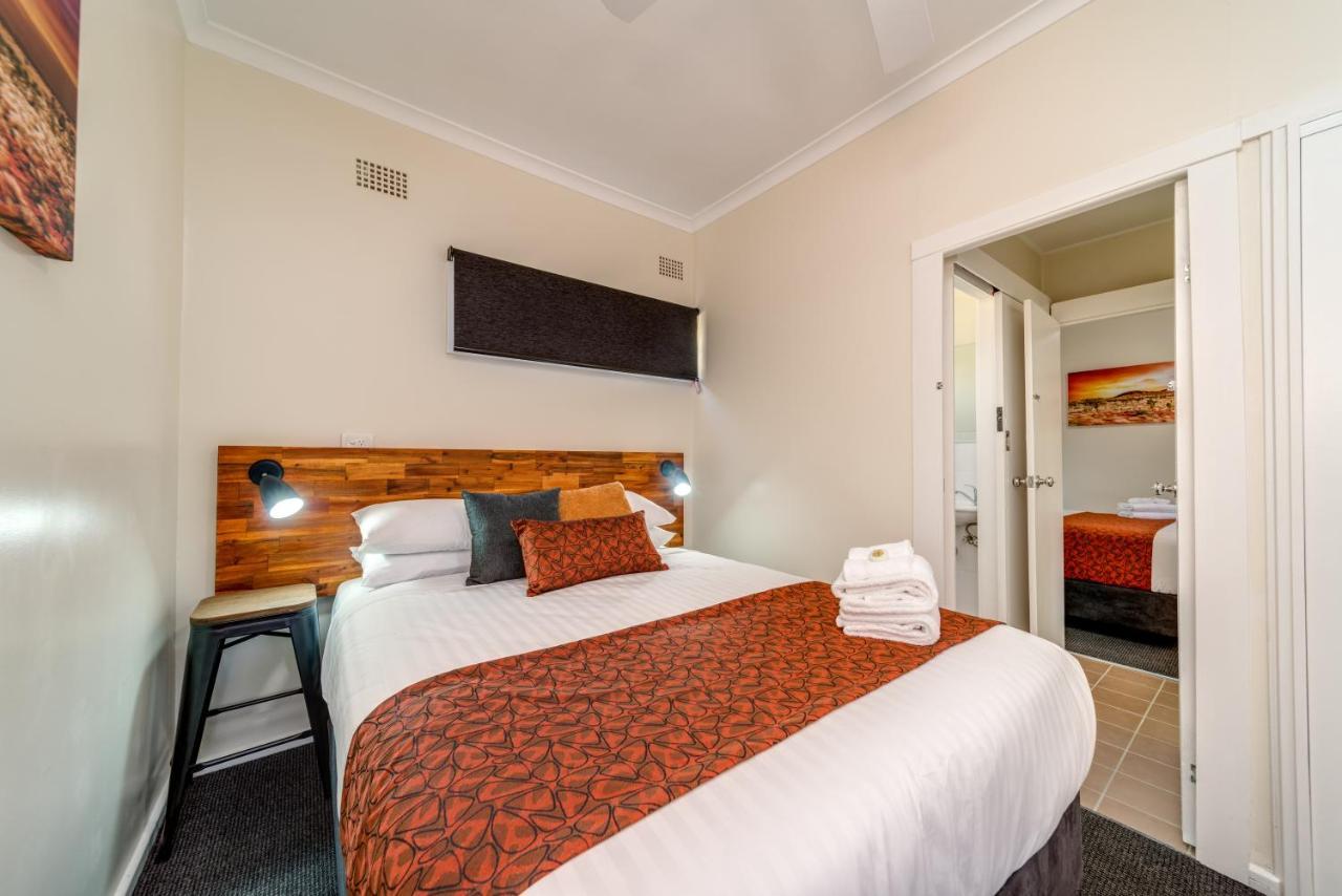 Motel Black Sheep 3*